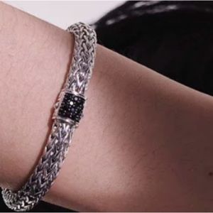 Bracelet in the chain John Hardy collection 5 mm with black pave’